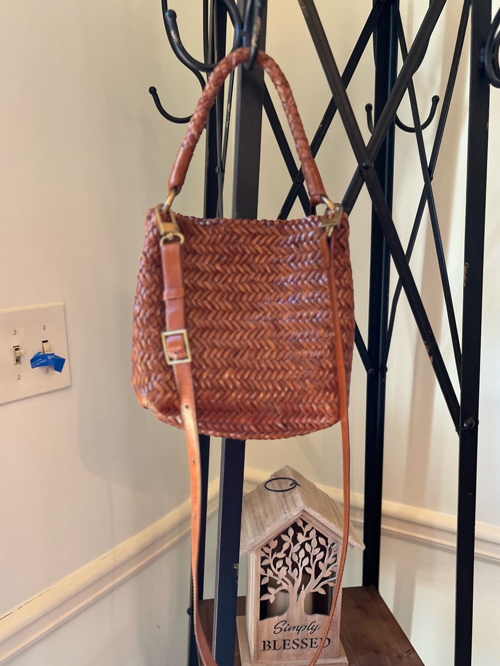 Marea Haddie Top Handle Crossbody - Picture 4 of 6